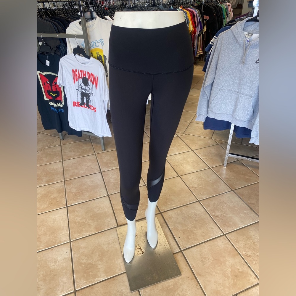 Lululemon Women’s Leggings Size 4
